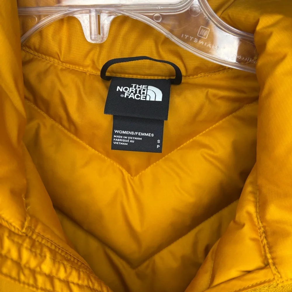 The North Face Women's Vibrant Orange Puffer‎ Vest Women’s Small